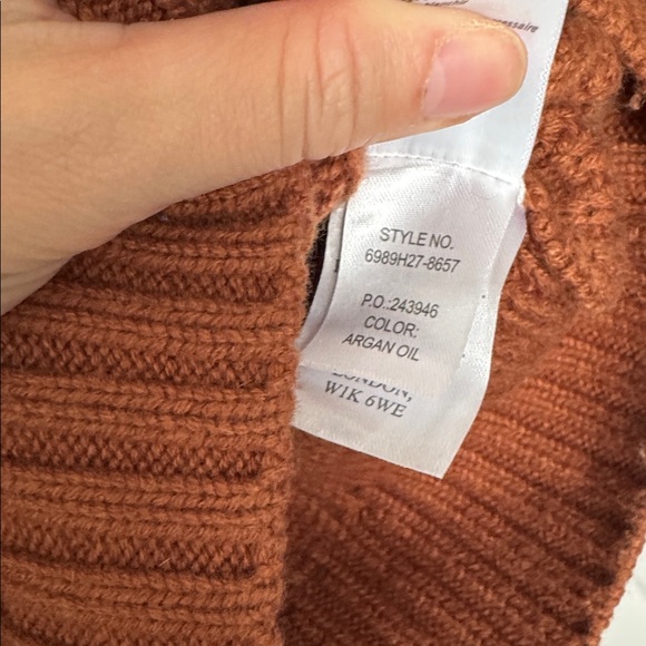 Paige Cable Knit Sweater Size Large - Picture 9 of 11